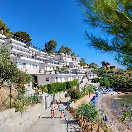 Апарт отель Blue Bay Чефалу Экстерьер фото